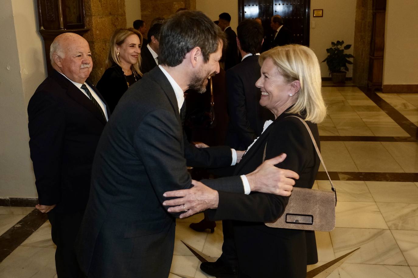 Fotos: Recepción de Ernest Urtasun a los galardonados con las Medallas al Mérito de Bellas Artes 2022