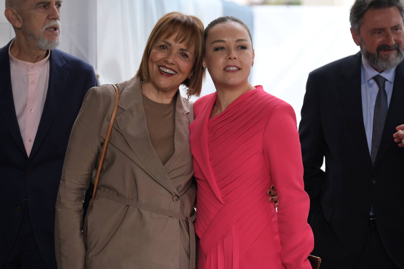 Fotos: Llegada de los invitados al Palacio de Congresos