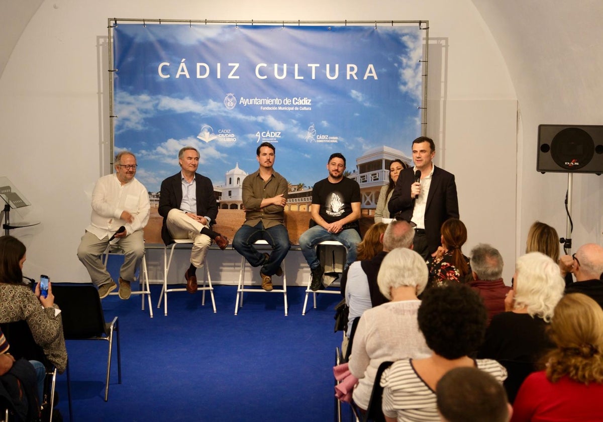 Una mesa redonda sobre su figura como antesala del concierto homenaje a Paco de Lucía