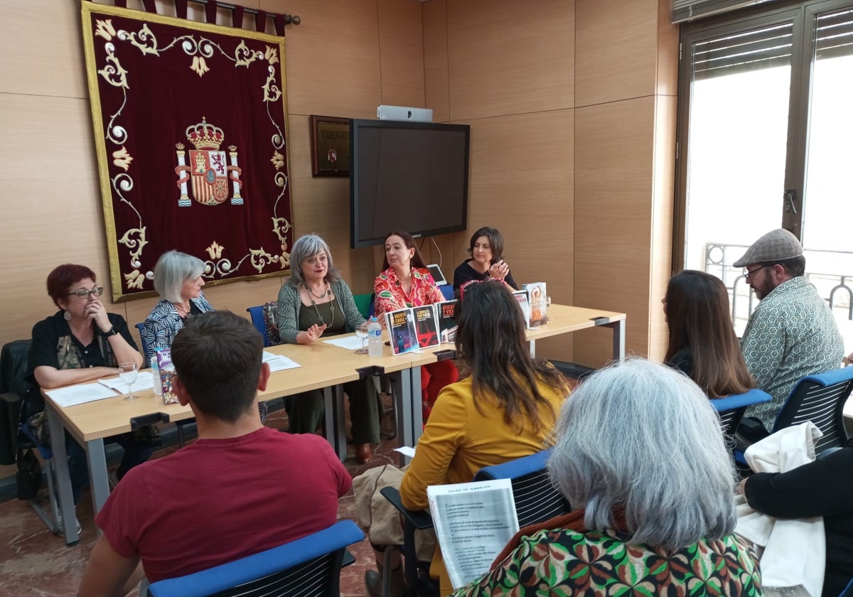 &#039;Cádiz en papel. Palabras paralelas&#039; para celebrar el Día del Libro