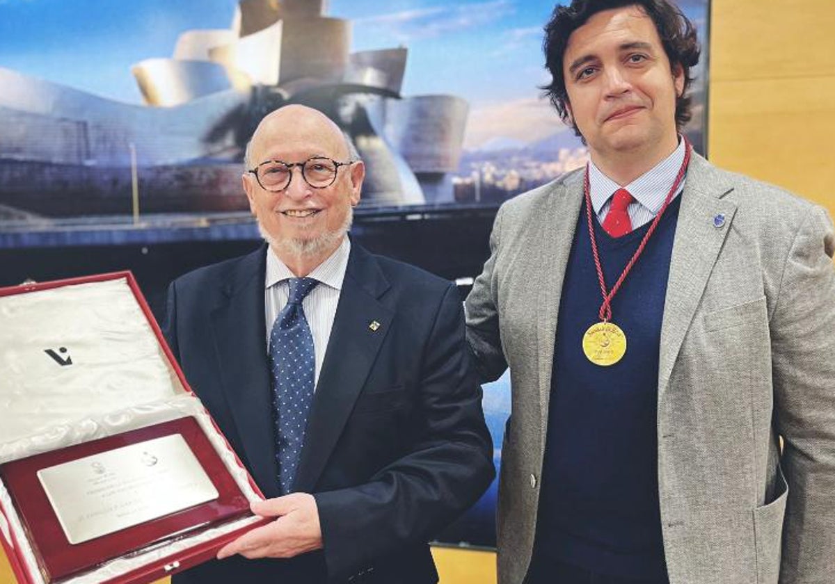 Enrique García-Agulló, premio &#039;A los valores liberales&#039; por la sociedad &#039;El Sitio&#039; en Bilbao