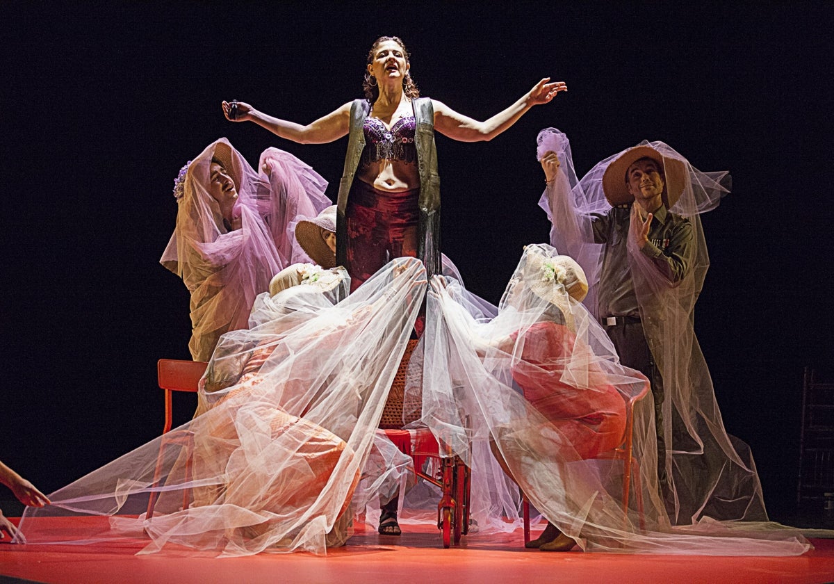 &#039;Las niñas de Cádiz&#039; vuelven a ser finalistas de los premios MAX de teatro