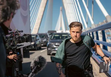 Las espectaculares imágenes de la película que se ha rodado en el Puente de la Constitución de Cádiz
