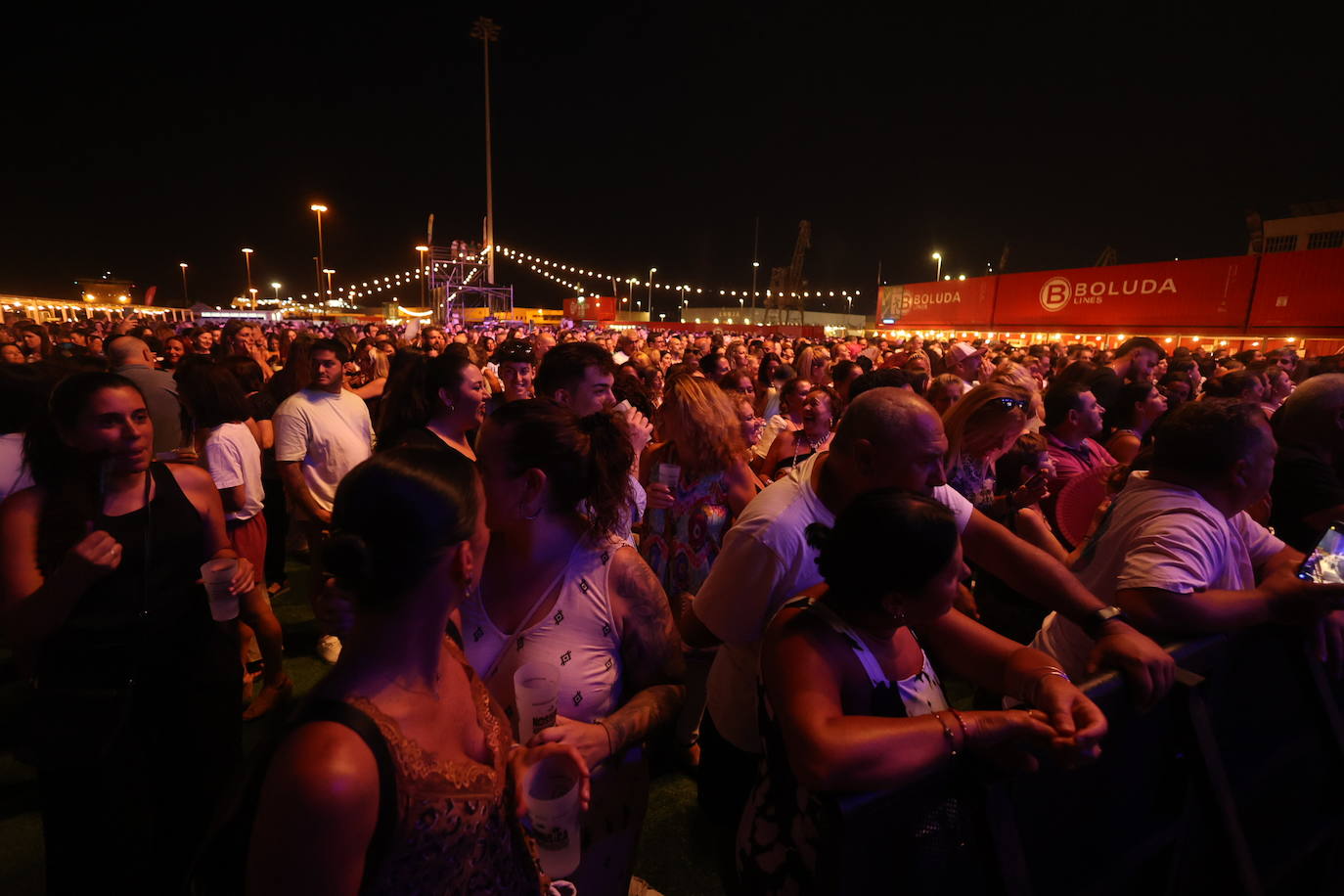 Fotos: Gran ambiente en el Muelle para disfrutar de Camela