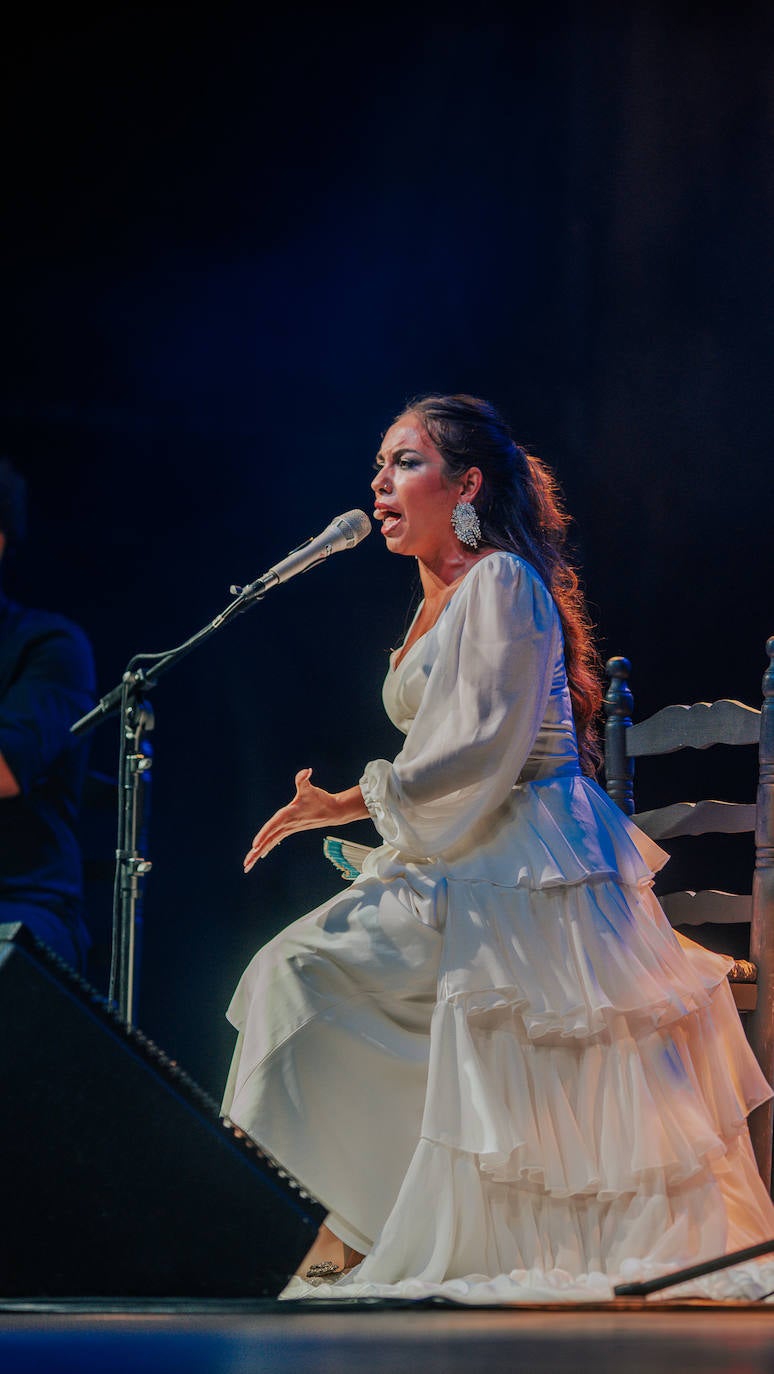 Fotos: Rancapino Chico y María Terremoto regalan su duende en Jerez