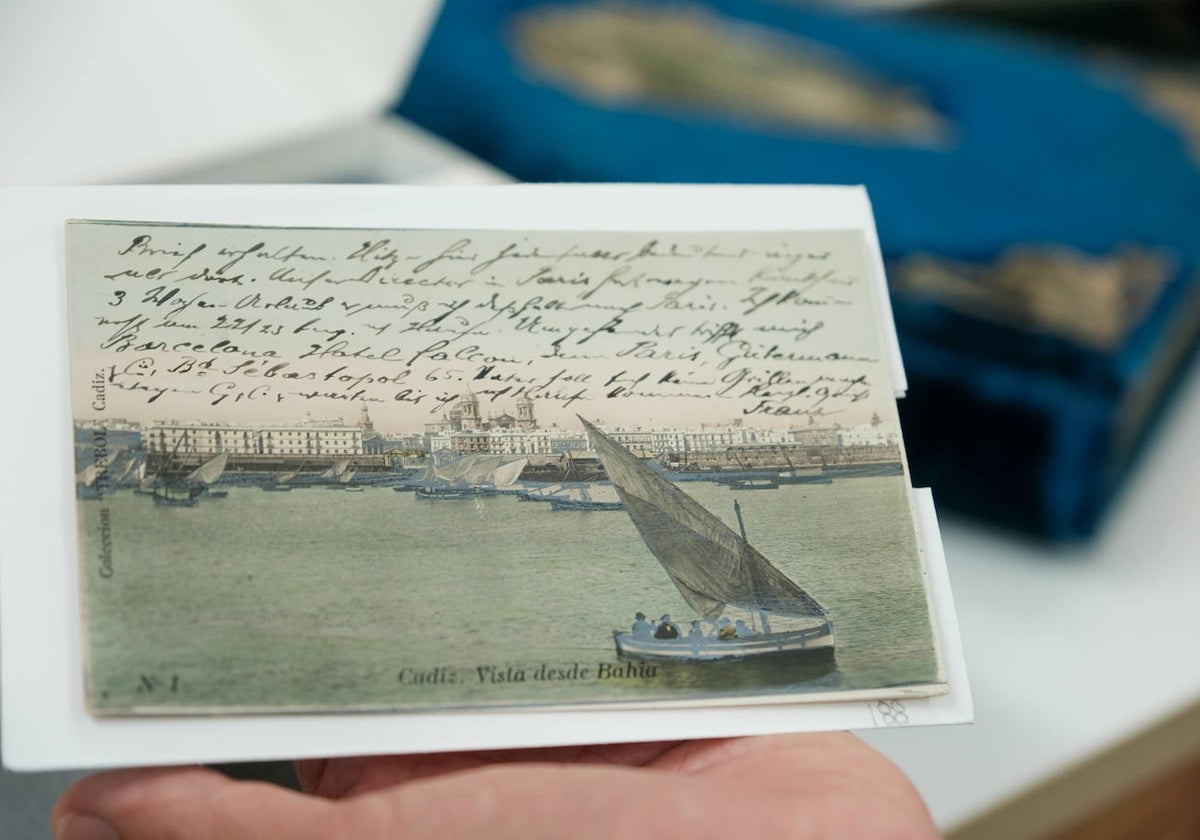 Fotos: La colección donada por Rafael Garófano al Archivo Histórico Provincial de Cádiz