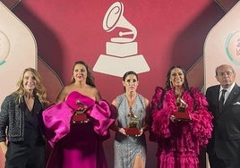 Niña Pastori gana su sexto Grammy Latino y se lo dedica a Valencia: «va por ellos»