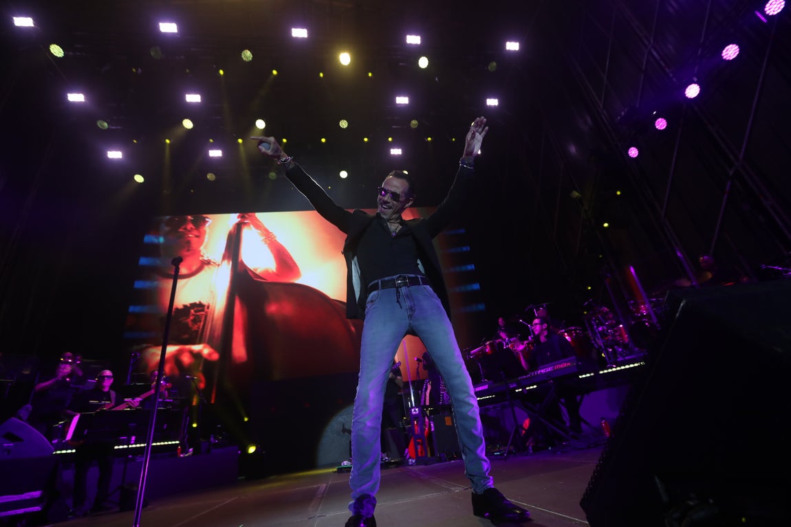 Marc Anthony sigue la estela de JLo en Cádiz