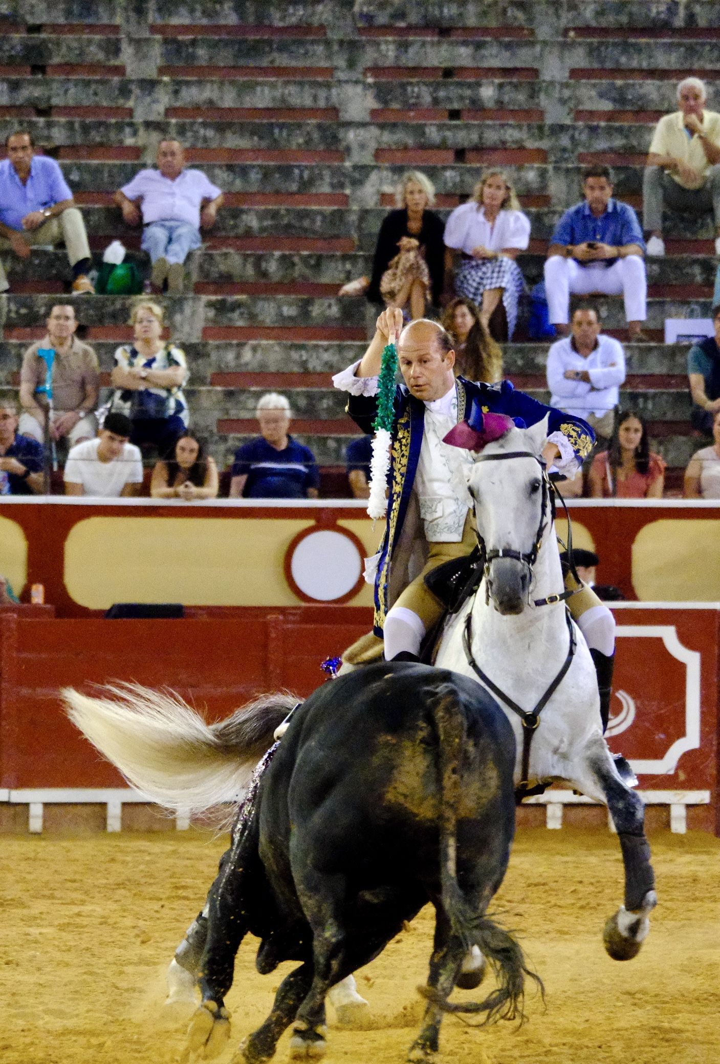 Fotos: Rui Fernandes y Diego Ventura salen a hombros en la nocturna de rejones de El Puerto