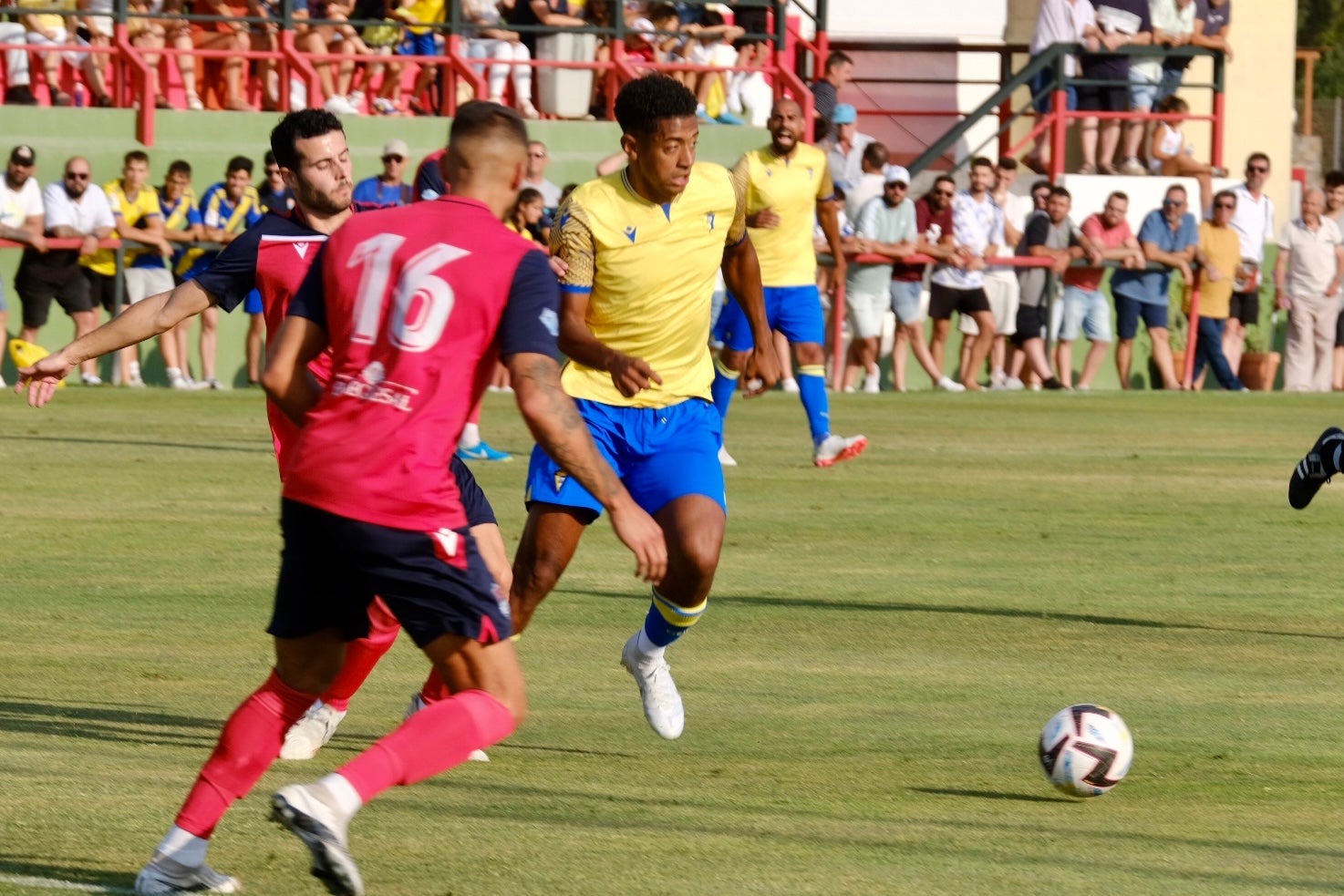 GALERÍA Cádiz CF - Barbate