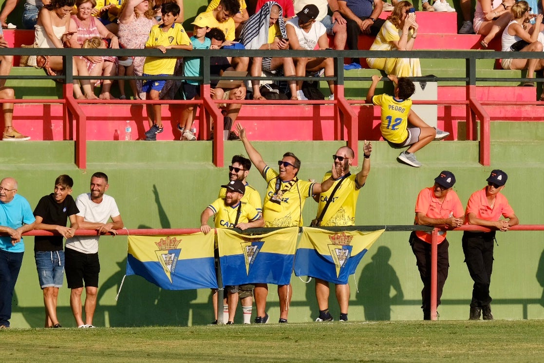 GALERÍA Cádiz CF - Barbate