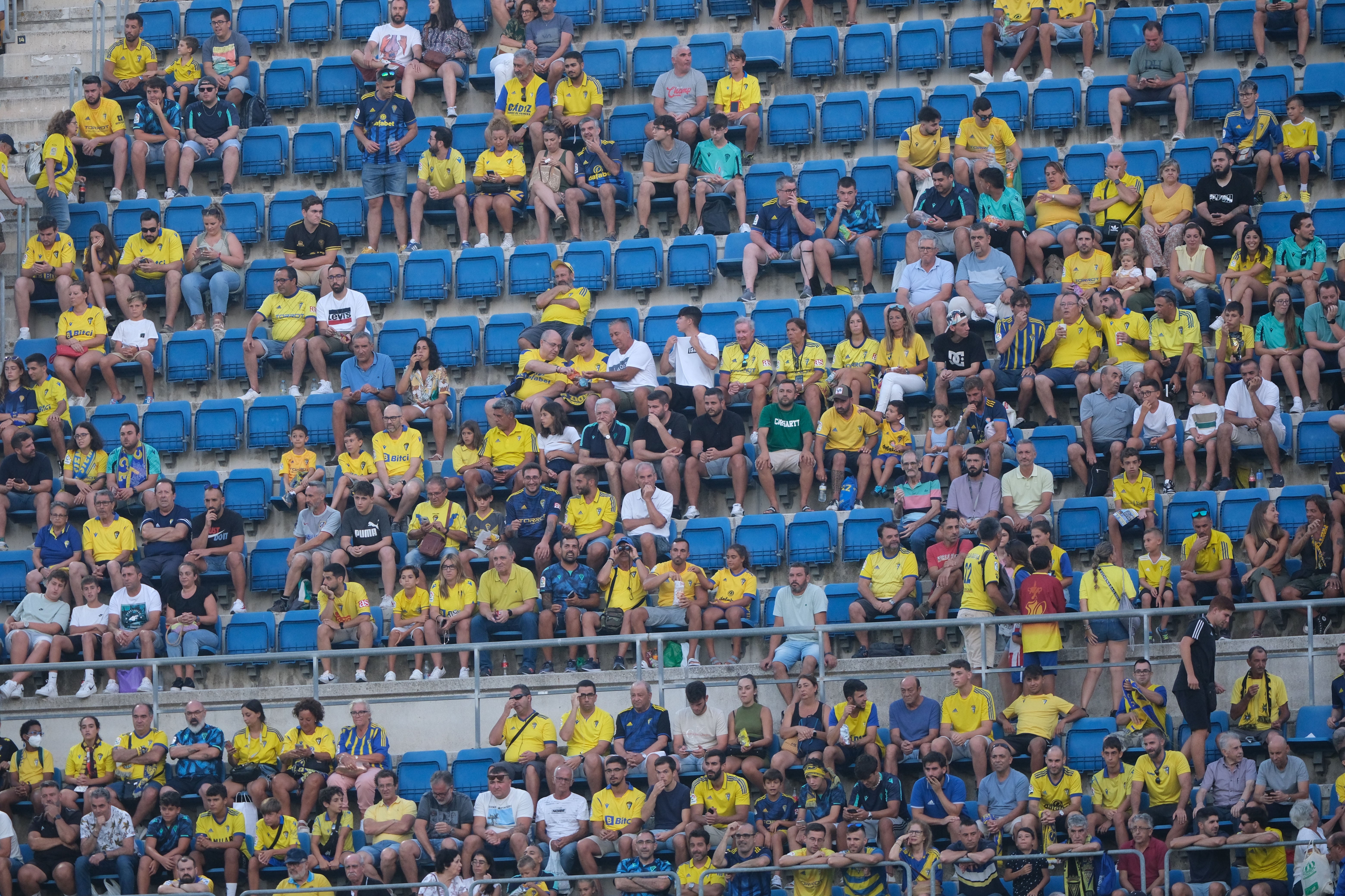 ¿Has estado en el Trofeo Carranza? Búscate en las gradas