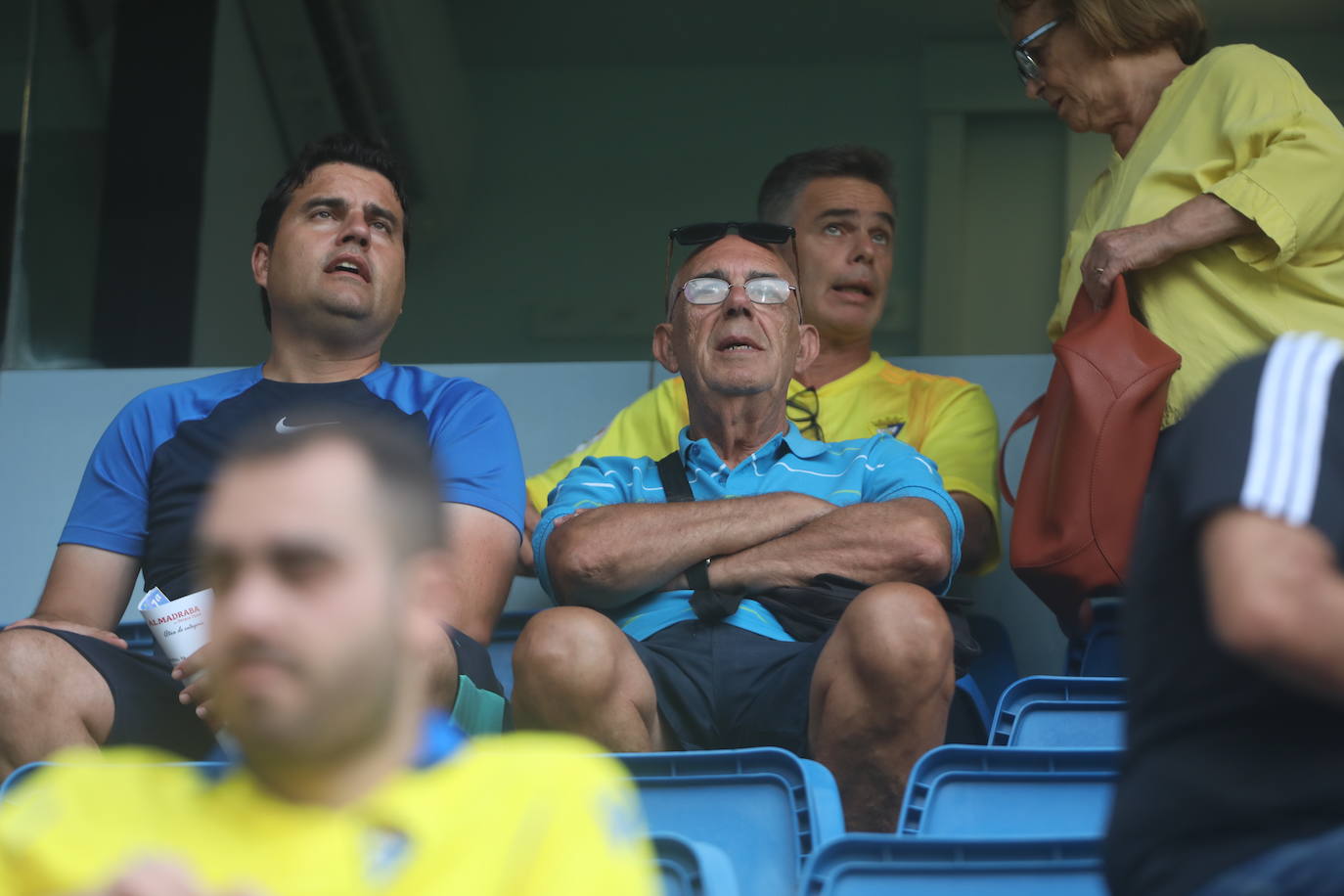 Búscate en las gradas de Carranza en el Cádiz - Athletic de Bilbao