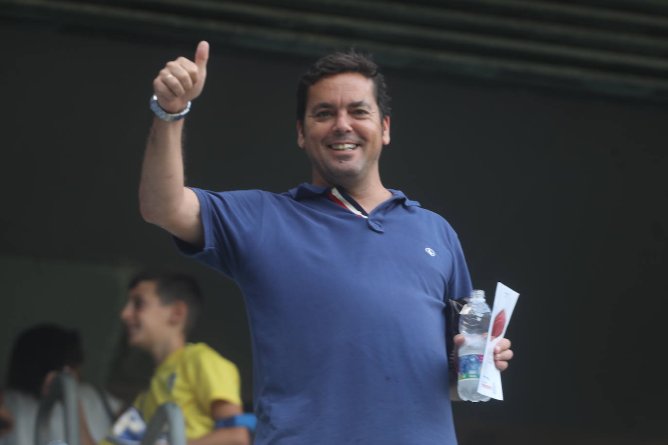 Búscate en las gradas de Carranza en el Cádiz - Athletic de Bilbao