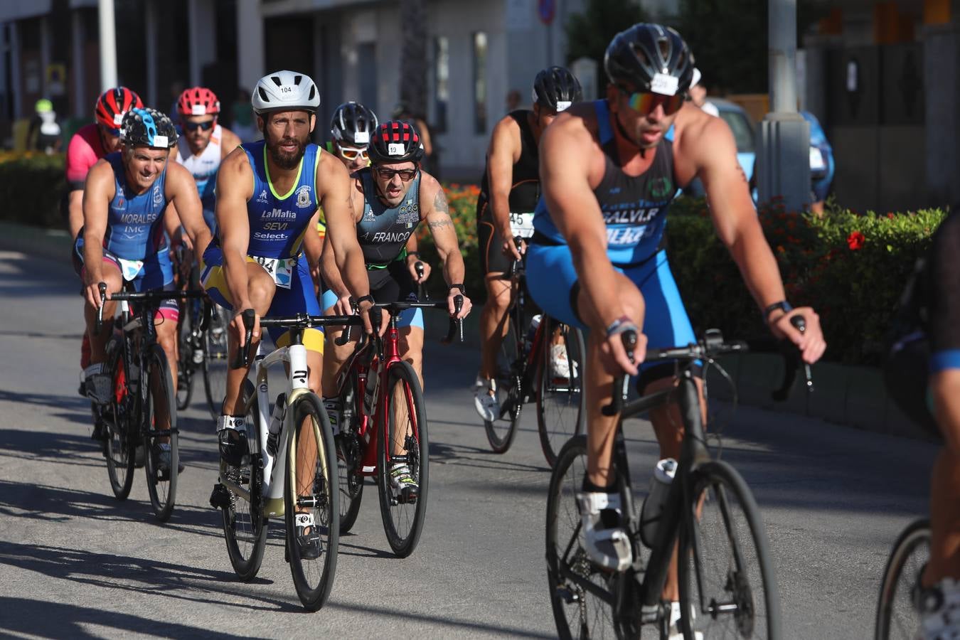 Búscate en el XXV Triatlón Villa de Rota 2022