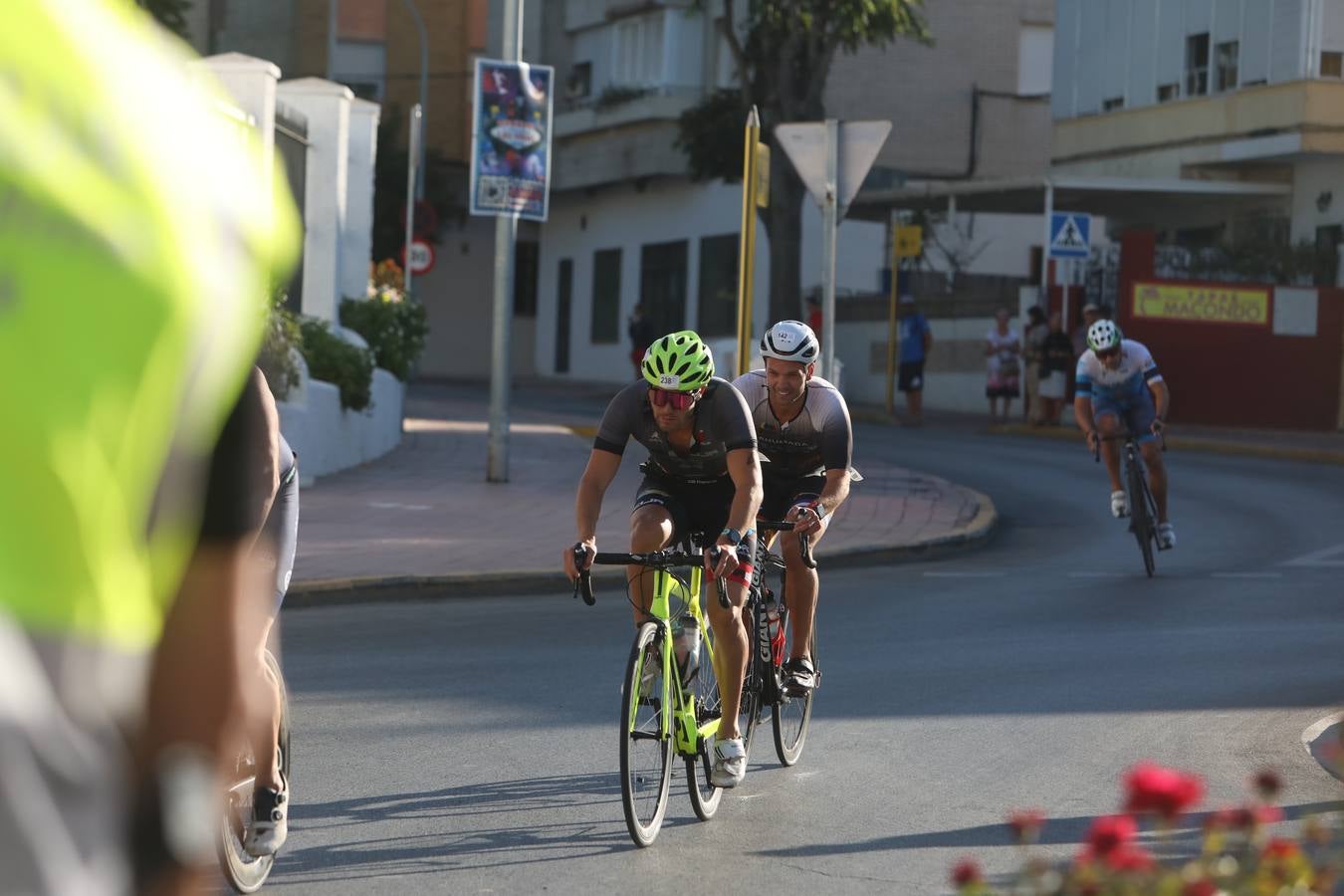 Búscate en el XXV Triatlón Villa de Rota 2022