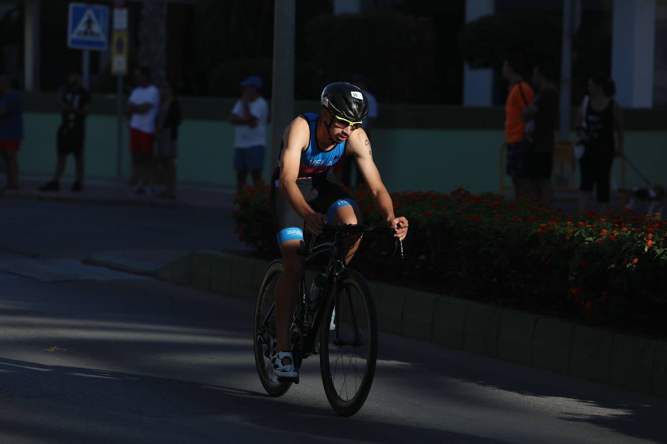 Búscate en el XXV Triatlón Villa de Rota 2022