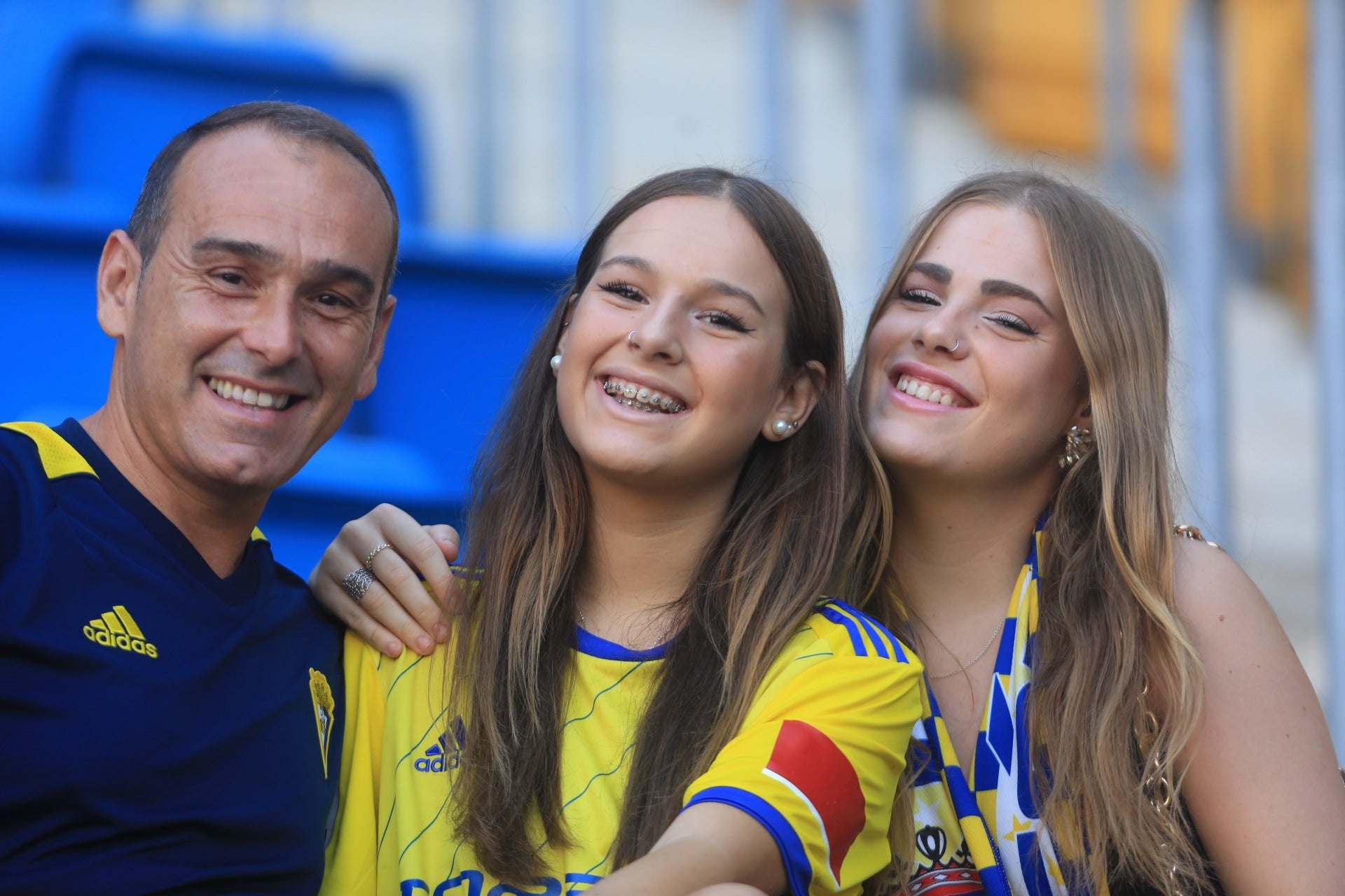 Búscate en el partido Cádiz CF - Barcelona