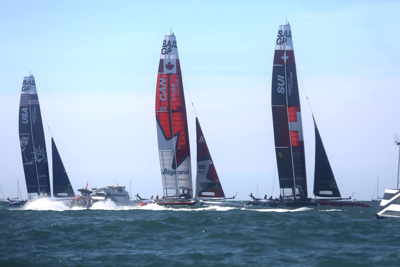 Disfruta de las mejores imágenes del primer día de SailGP en Cádiz