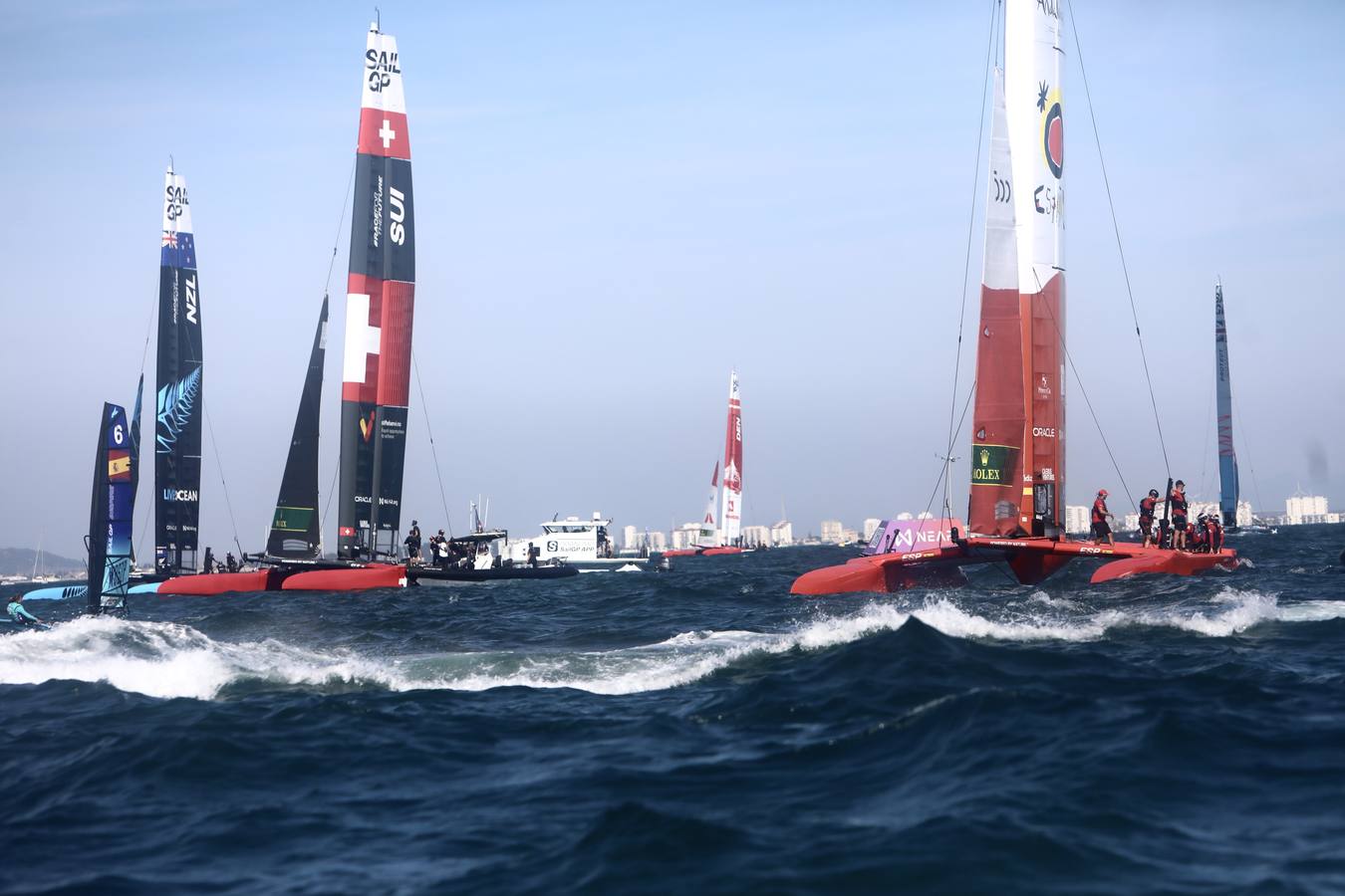 Disfruta de las mejores imágenes del primer día de SailGP en Cádiz