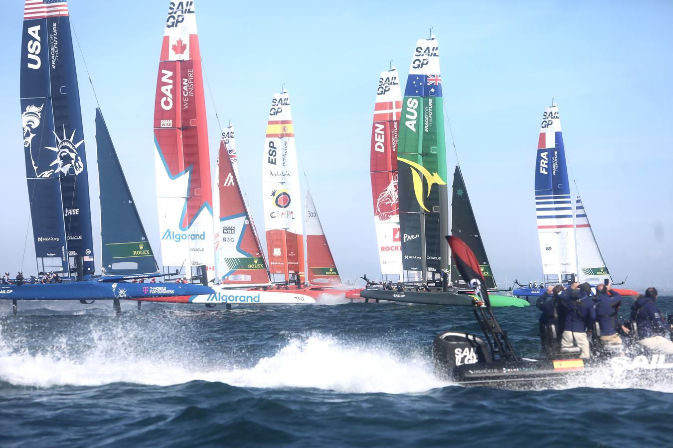 Disfruta de las mejores imágenes del primer día de SailGP en Cádiz