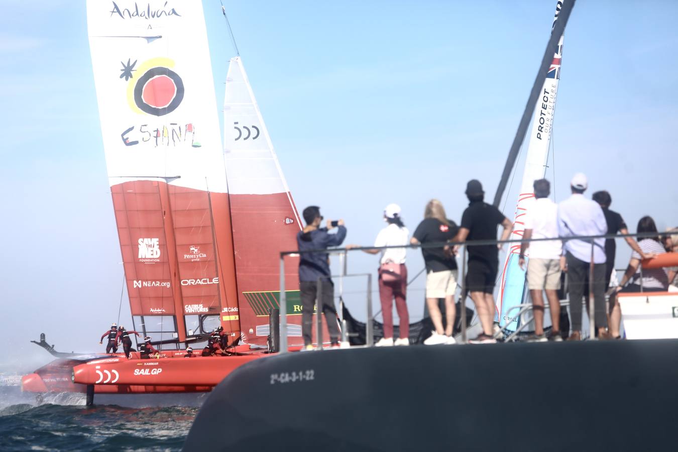 Disfruta de las mejores imágenes del primer día de SailGP en Cádiz