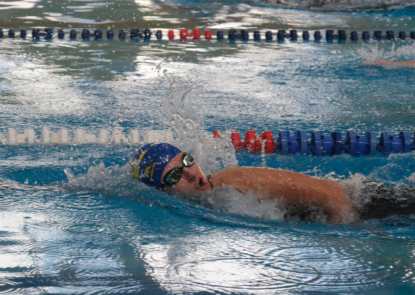 Fotos: Ambiente de gala en el campeonato andaluz de natación que se celebra en Cádiz