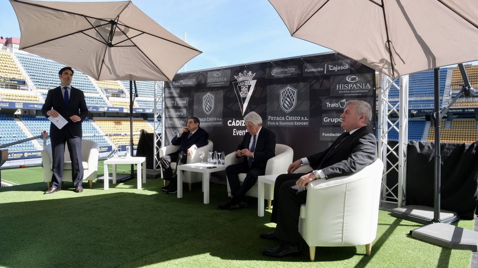 Fotos: arrancan las jornadas &#039;Hablamos de fútbol. Lenguaje y Deporte&#039; en el Carranza