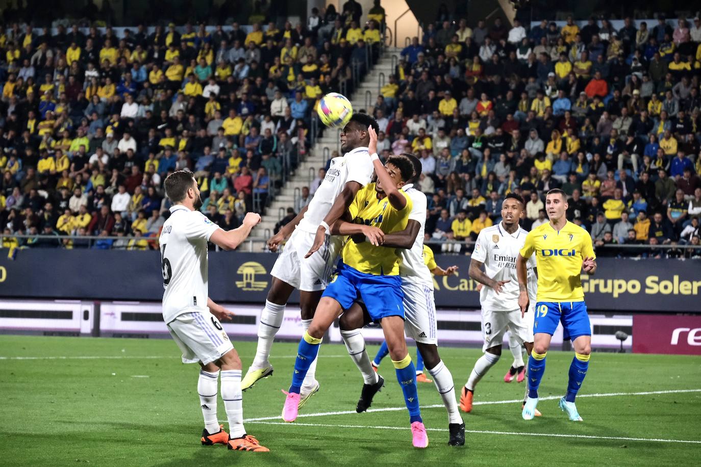 Fotos: el partido Cádiz-Real Madrid, en imágenes