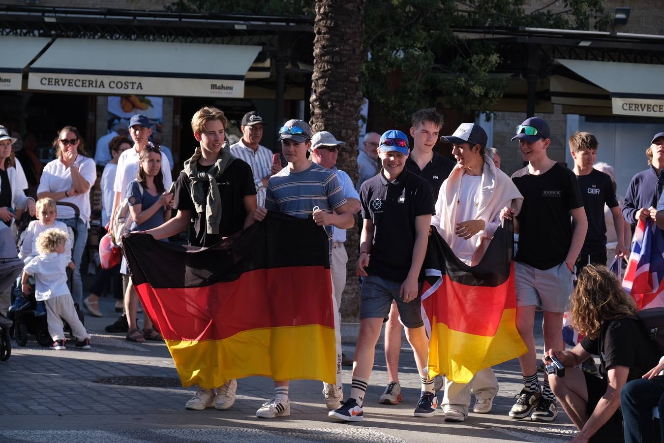 Fotos: Desfile de banderas del Campeonato de Europa de ILCA 4