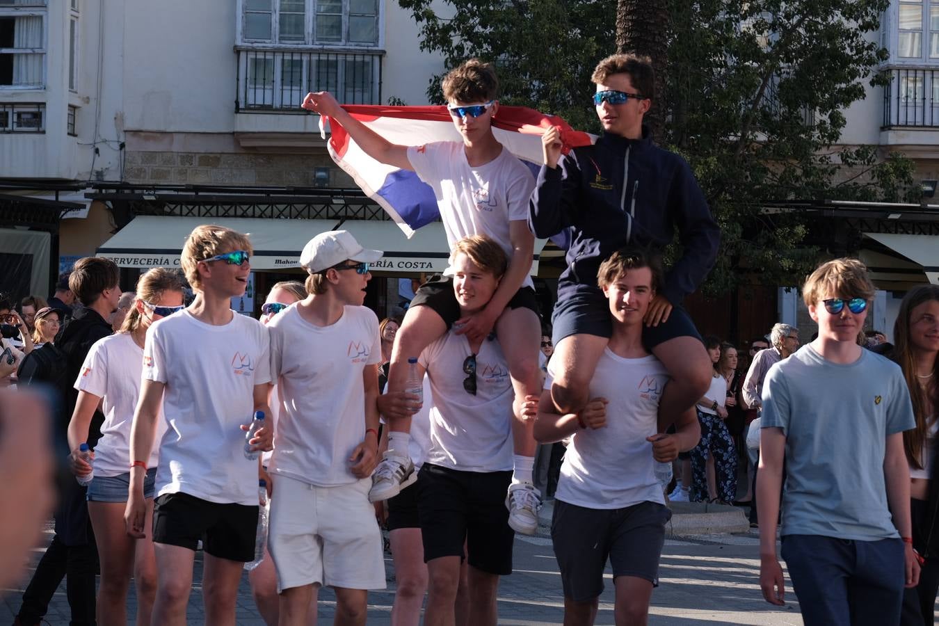 Fotos: Desfile de banderas del Campeonato de Europa de ILCA 4