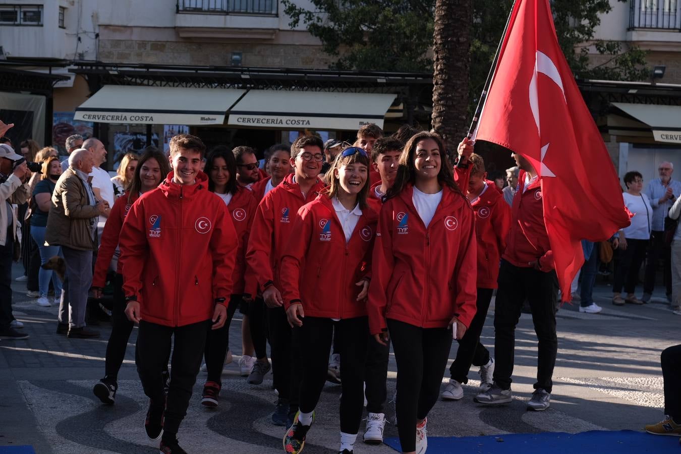 Fotos: Desfile de banderas del Campeonato de Europa de ILCA 4
