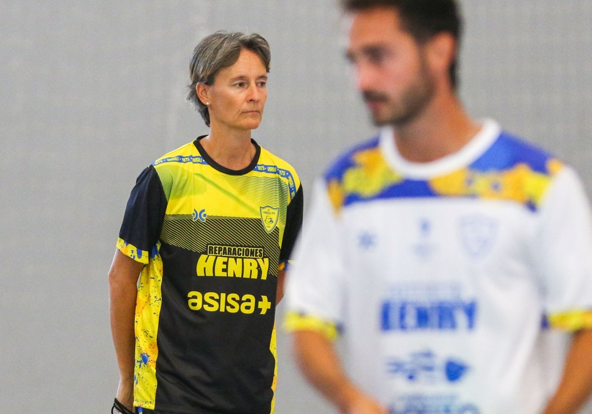 Déborah Fernández, entrenadora del Virgili