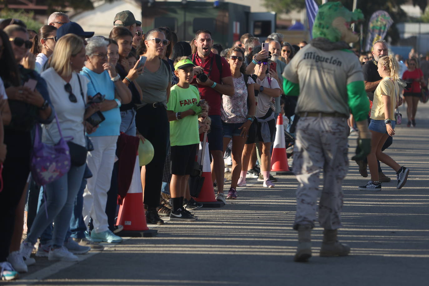 Las fotografías de la carrera Fan Pin Race de San Fernando (I)