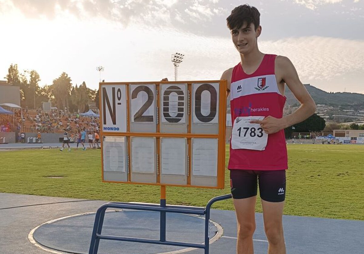 Leandro Andría es uno de los referentes del Club Atletismo Bahía de Cádiz.