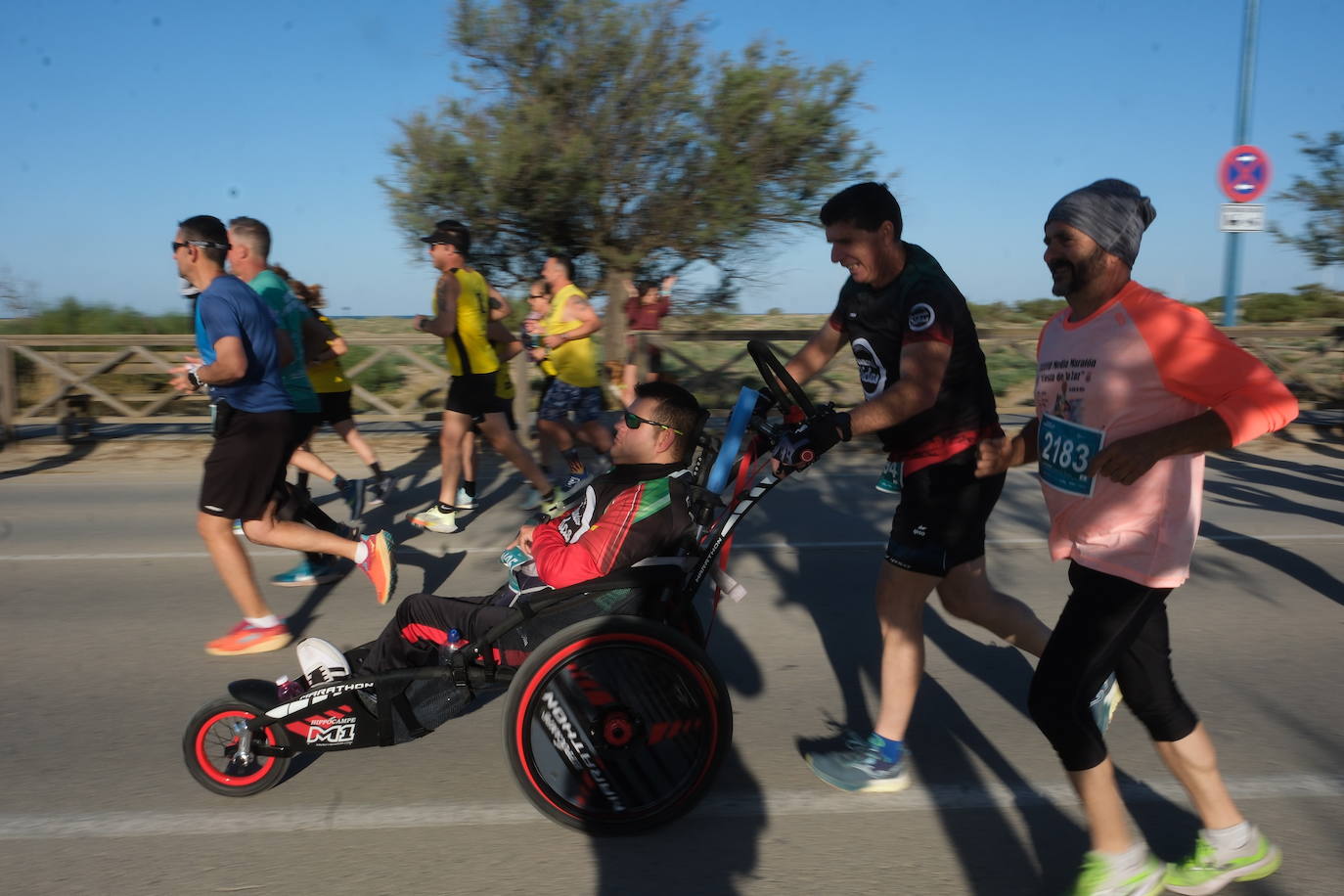 Fotos: Primera edición de la Media Maratón Ciudad de Chiclana