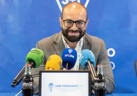 Los abonados del San Fernando CD decidirán la continuidad de Louis Kinziger como presidente