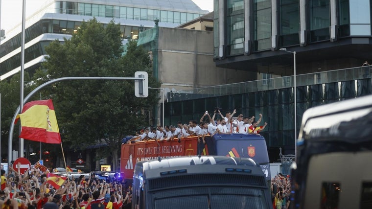 Cibeles, epicentro de la fiesta de todo un país