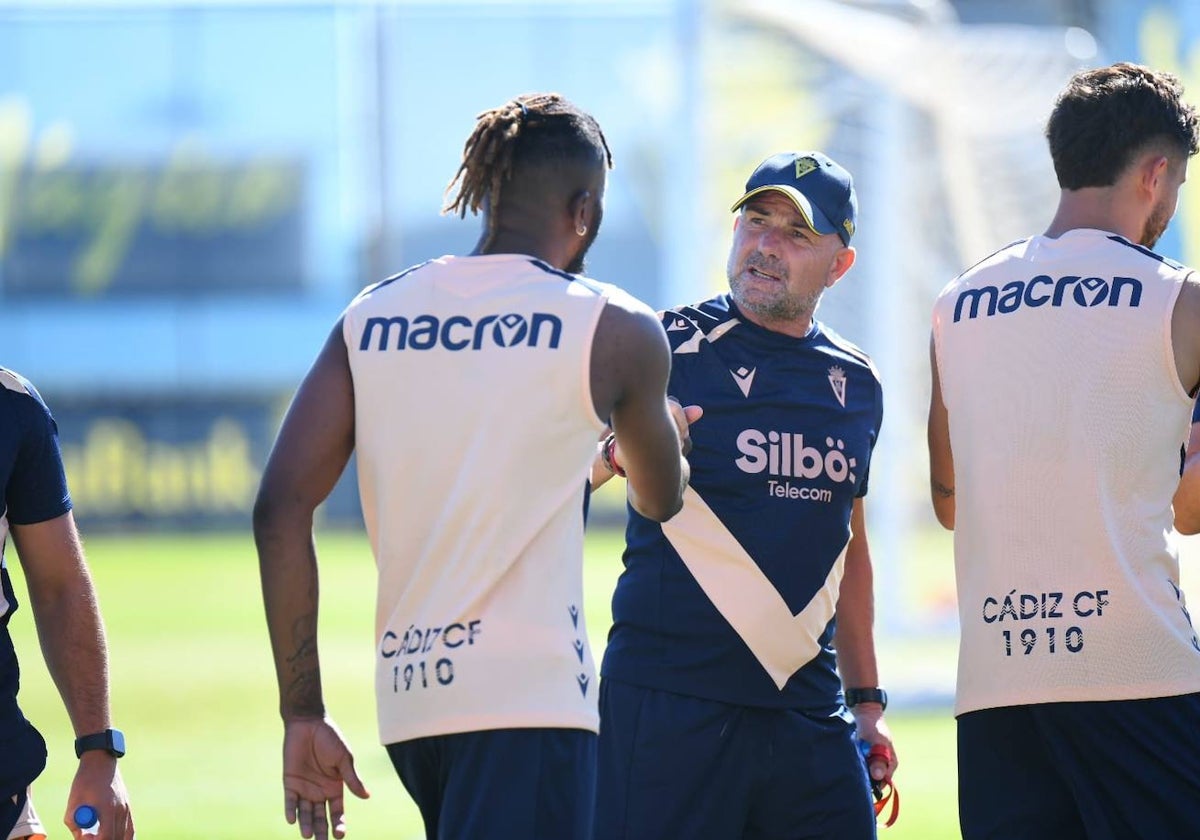 El Cádiz CF continúa los entrenamientos