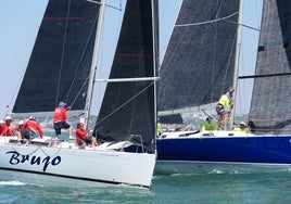 El 'Brujo' de Federico Linares gana la 30ª Regata Juan de la Cosa