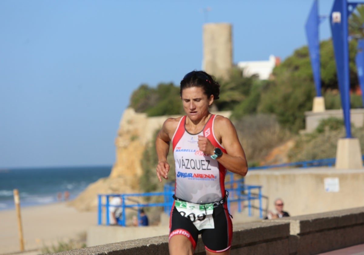 El Paseo Marítimo de La Barrosa acogerá la parte final de la triatlón.