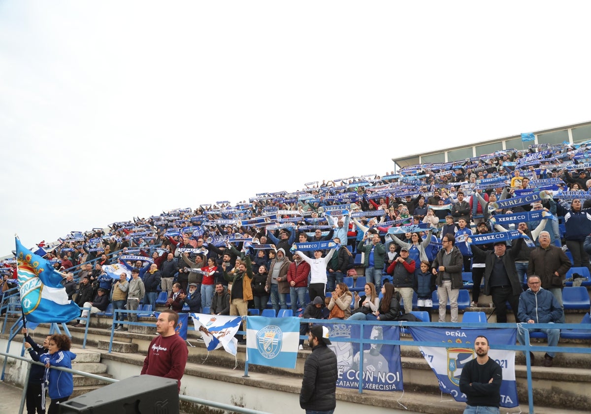 La hinchada azulina, durante un encuentro