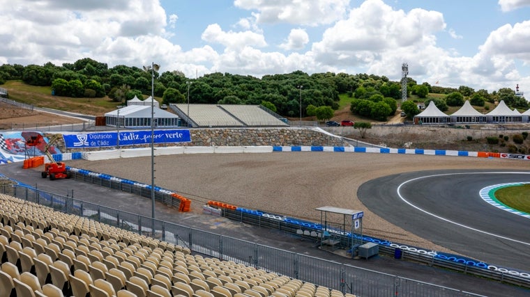 Nuevas escapatorias de curvas en el Circuito de Jerez - Ángel Nieto.