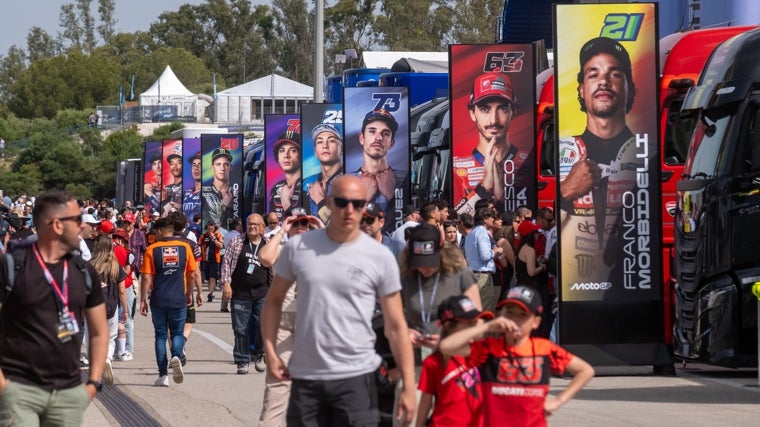 Imagen del 'paddock' en el Circuito de Jerez - Ángel Nieto.