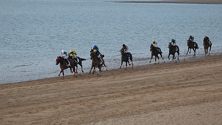 Sanlúcar de Barrameda es el majestuoso escenario de la cita.