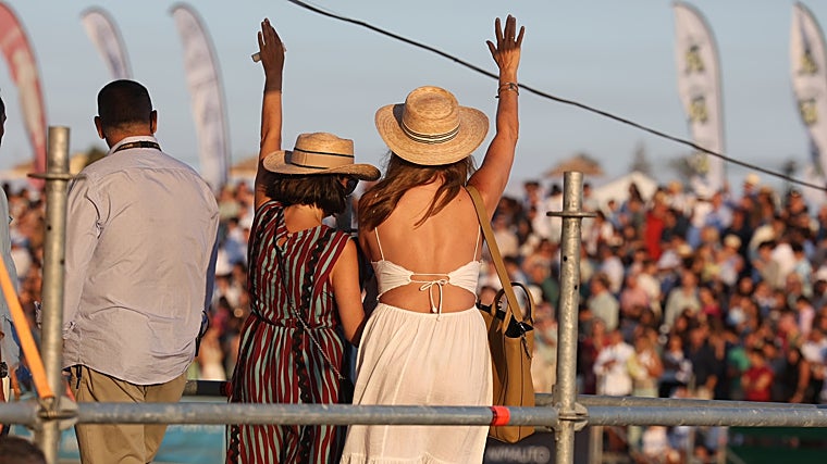 Sanlúcar de Barrameda dice adiós a sus carreras de caballos.