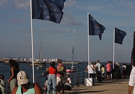 Las imágenes de la llegada de los primeros barcos para la Globe 40