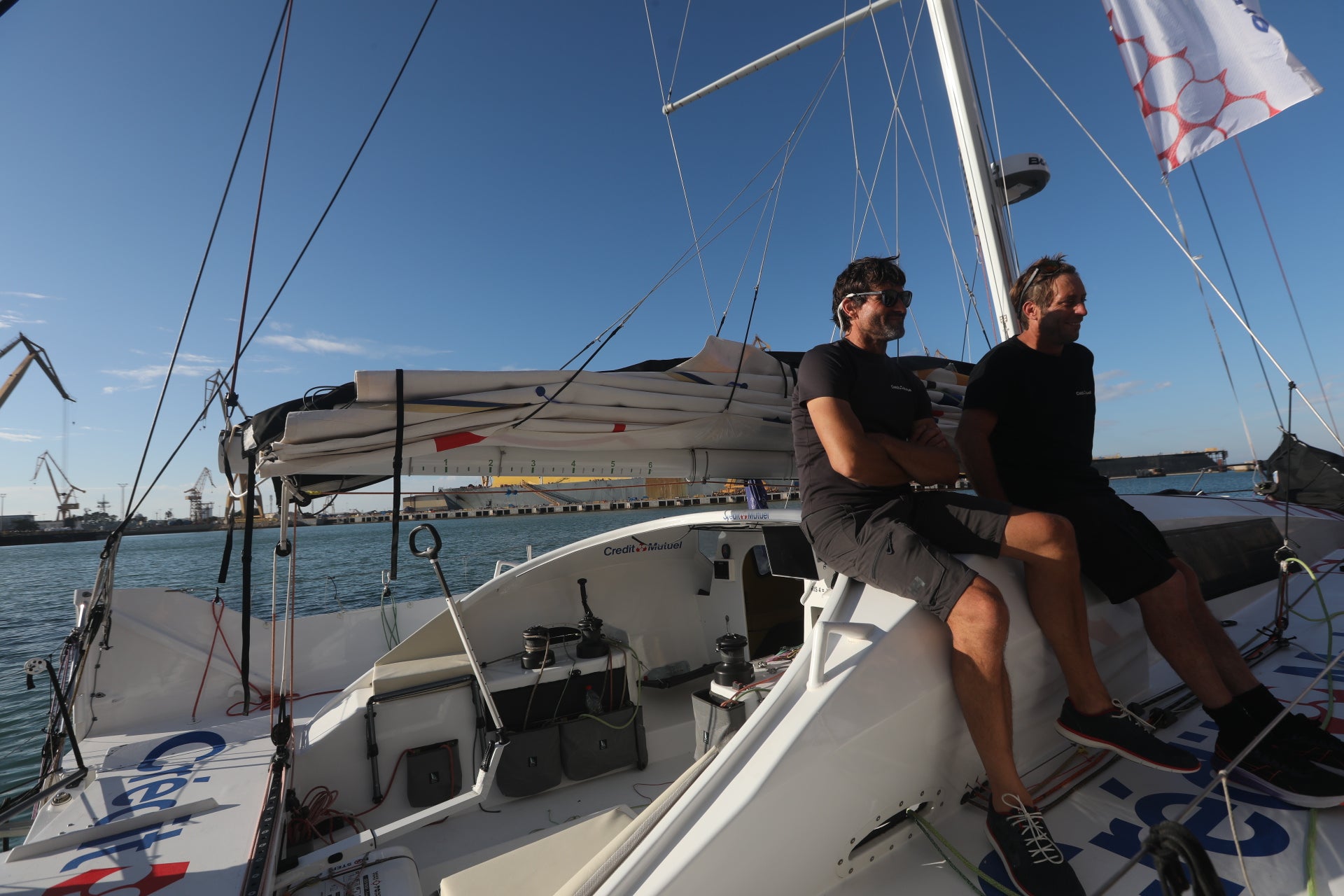 Las imágenes de la llegada de los primeros barcos para la Globe 40