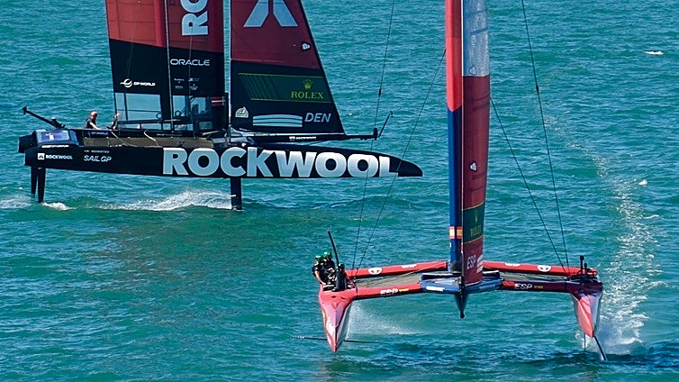 España, contra las cuerdas en Cádiz