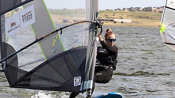 La gaditana María del Mar Lara, campeona de Europa Femenina de Raceboard